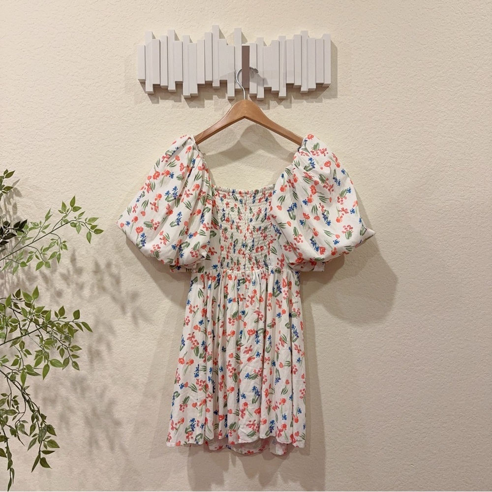 ASTR Serilda Mini Dress in Red Multi Floral Size Small NWT - Picture 6 of 9